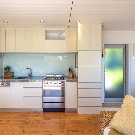 Tawa Cottage - Coast & Country Oneroa Exterior photo